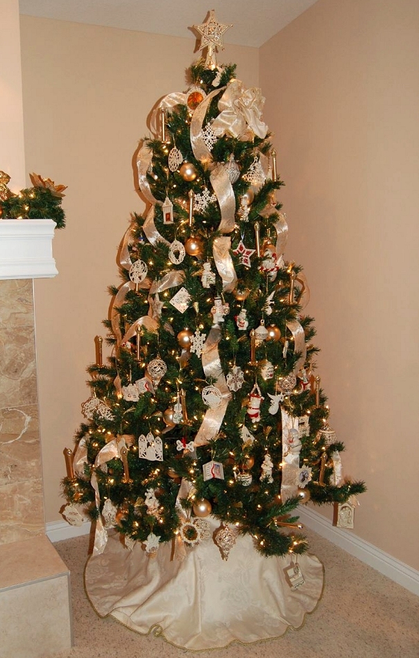 christmas tree trees decorations western decorated decorating elegant burgundy taupe decor decoration